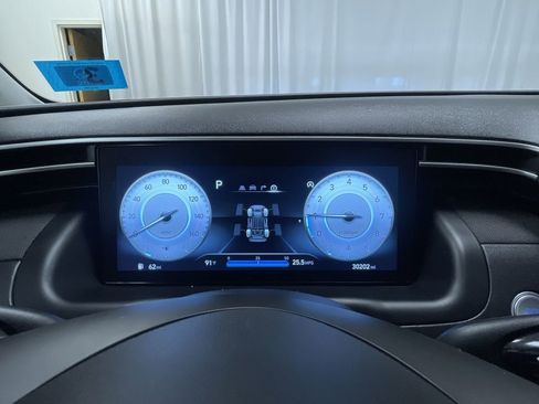 Used 2023 Hyundai Tucson Limited w/ Cargo Package image 13