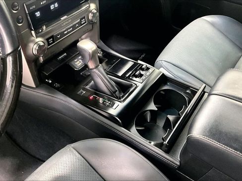 Used 2020 Lexus GX 460 Premium w/ Premium Package image 14