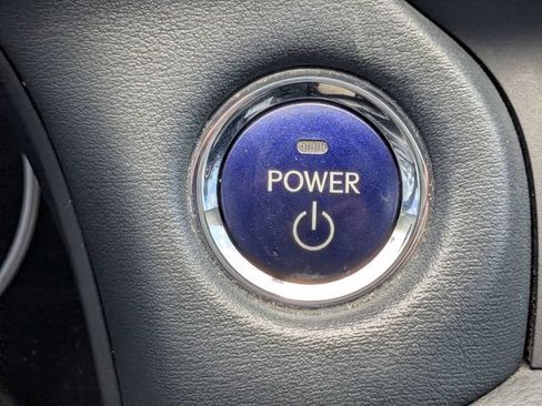 Used 2015 Lexus CT 200h FWD image 30
