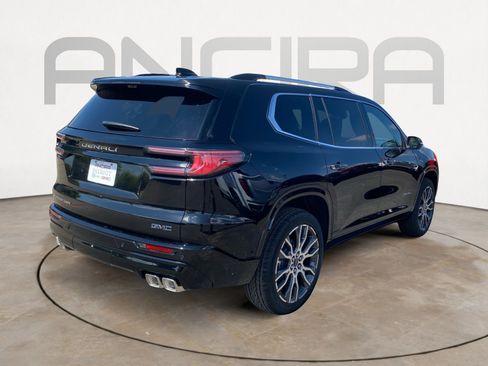 New 2026 GMC Acadia Denali Ultimate w/ LPO, Floor Liner Package AWD/4WD image 10