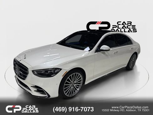 Used 2022 Mercedes-Benz S 500 4MATIC w/ AMG Line Package image 4