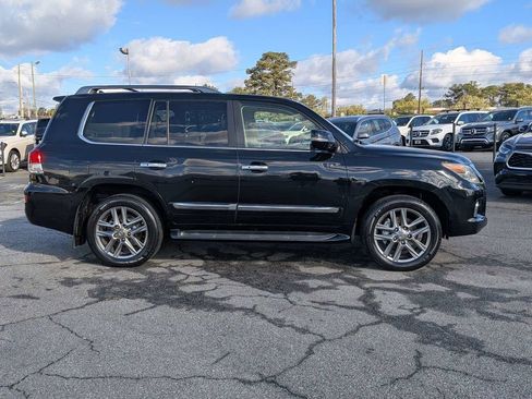 Used 2013 Lexus LX 570 570 w/ Luxury Pkg image 4