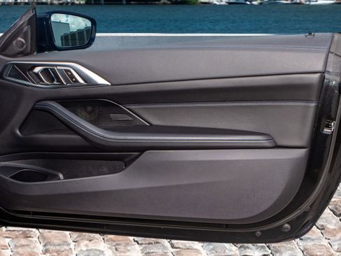 Used 2021 BMW 430i Coupe w/ M Sport Package image 12