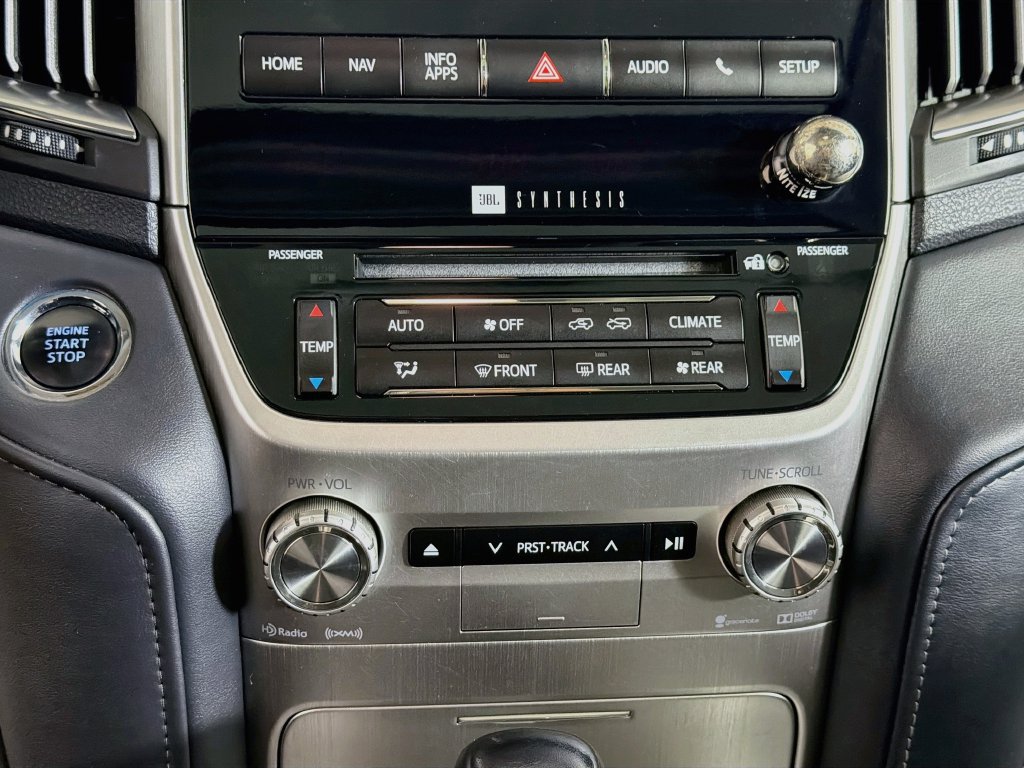 Used 2018 Toyota Land Cruiser w/ Carpet Mat Package AWD/4WD image 17