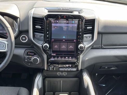 New 2026 RAM 1500 4x4 Crew Cab image 10