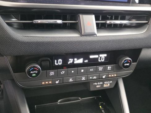 New 2026 Subaru Outback Limited AWD/4WD image 25