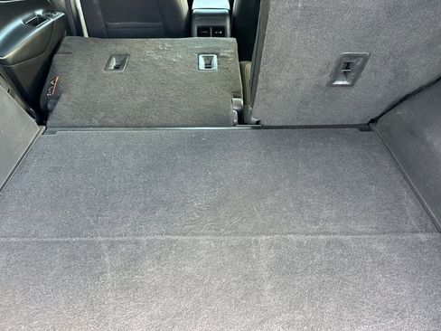 Used 2020 Chevrolet Equinox LT image 12