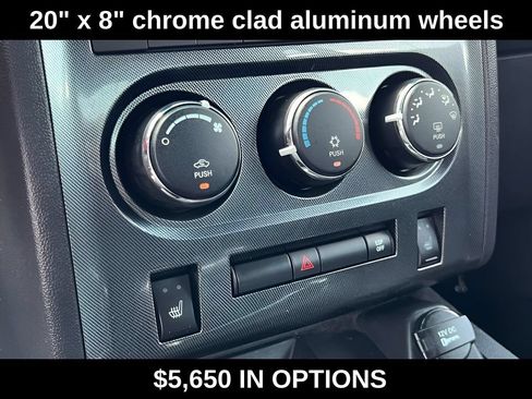 Used 2009 Dodge Challenger R/T RWD image 39