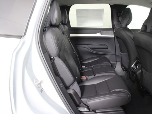 New 2026 Volvo EX90 Ultra AWD/4WD image 11
