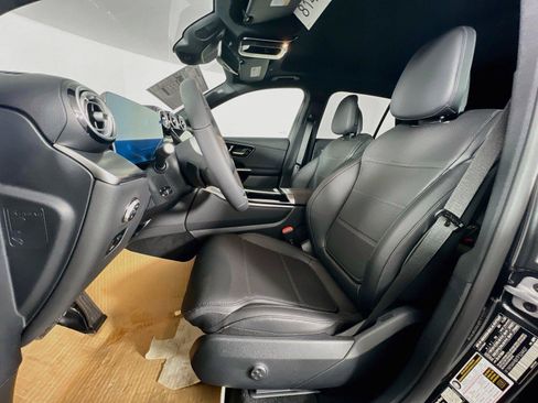 Certified 2026 Mercedes-Benz GLC 300 4MATIC image 19