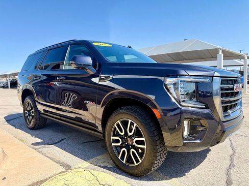 Used 2023 GMC Yukon AT4 image 3