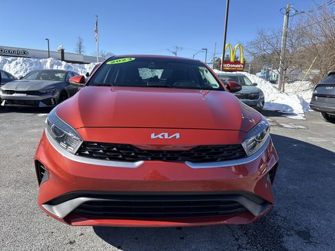 Certified 2023 Kia Forte LXS w/ LXS Technology Package image 16