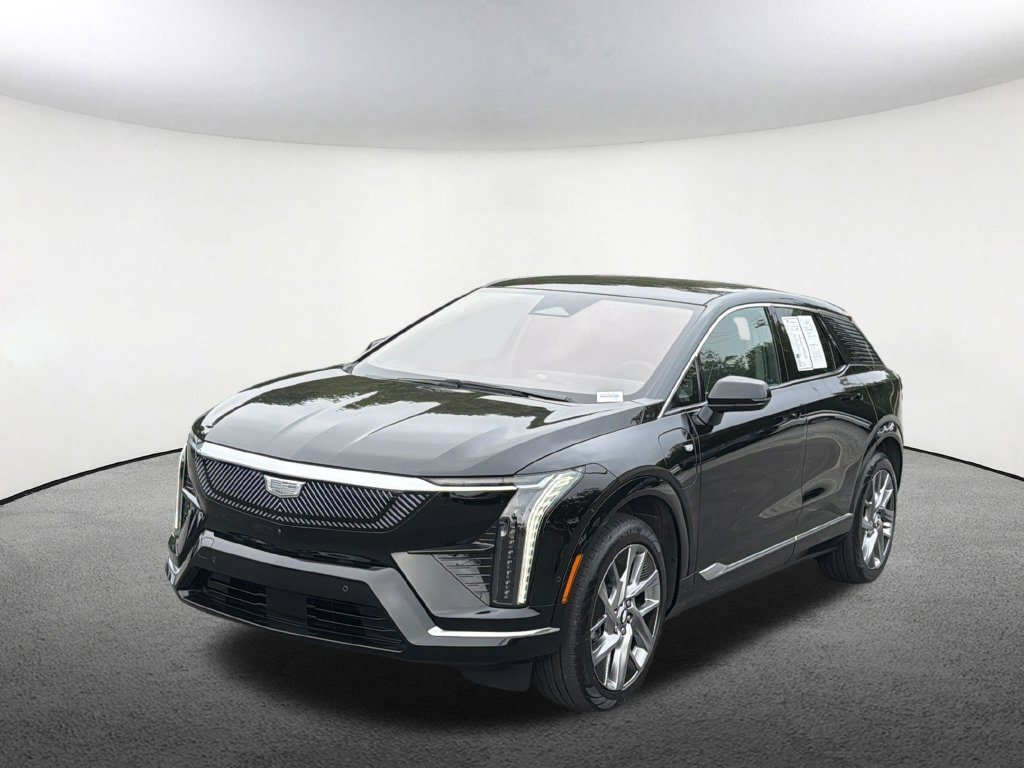 Used 2025 Cadillac Optiq Luxury 2 w/ LPO, Floor Liner Package AWD/4WD 360° Tour