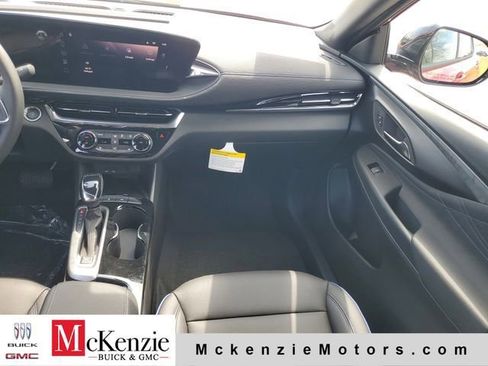 New 2026 Buick Envista Sport Touring w/ Convenience I Package FWD image 25