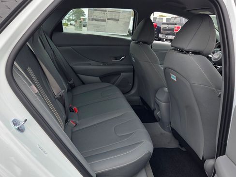 New 2026 Hyundai Elantra Sport FWD image 14