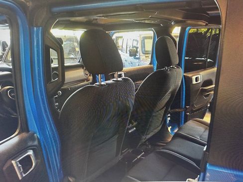 Used 2022 Jeep Gladiator Sport AWD/4WD image 61