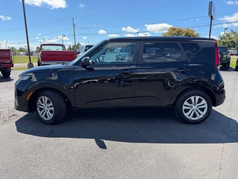 Used 2021 Kia Soul LX FWD image 10