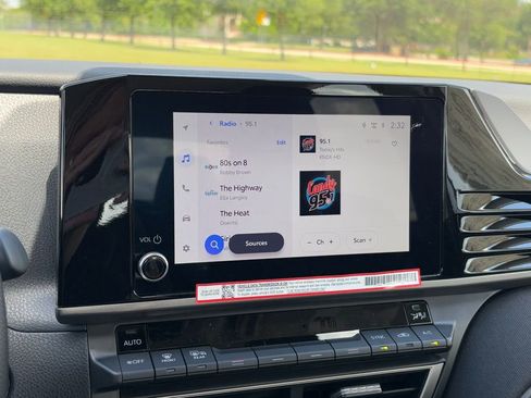 Used 2026 Toyota Camry LE image 18