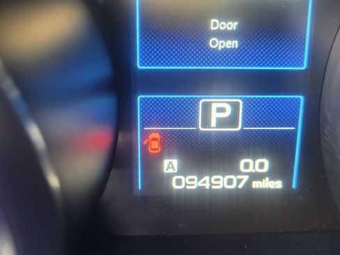 Used 2018 Subaru Outback 2.5i Premium image 17