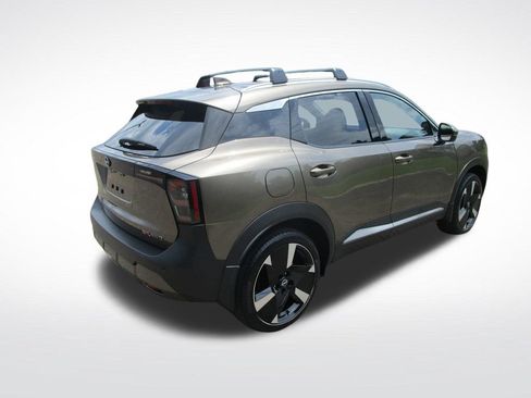 Used 2025 Nissan Kicks SR AWD/4WD image 9