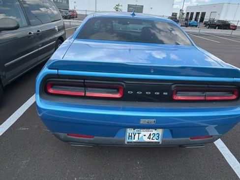 Used 2015 Dodge Challenger R/T Plus RWD image 10