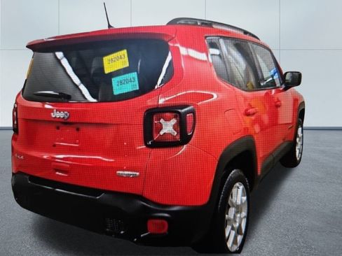 Used 2022 Jeep Renegade Latitude image 7