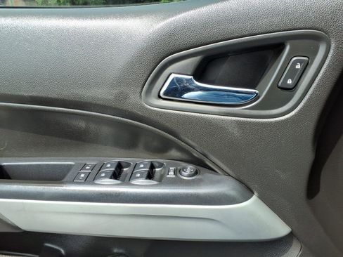 Used 2016 Chevrolet Colorado LT w/ Midnight Edition AWD/4WD image 30