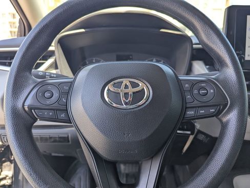 Used 2024 Toyota Corolla LE FWD image 19