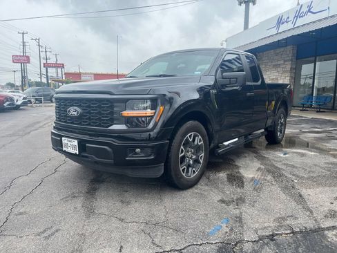 Used 2025 Ford F150 STX w/ Equipment Group 200A RWD image 4