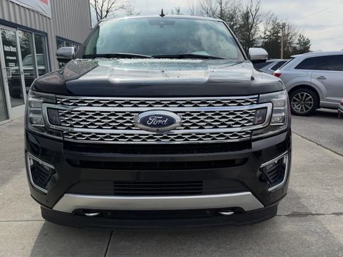 Used 2019 Ford Expedition Platinum image 2