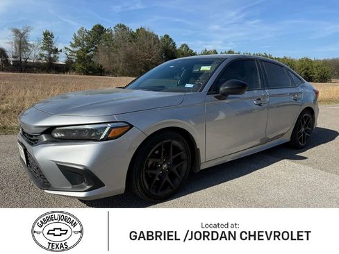 Used 2023 Honda Civic Sport image 1