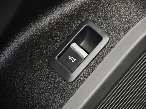 Certified 2023 Audi Q5 2.0T Premium Plus w/ Premium Plus Package image 36