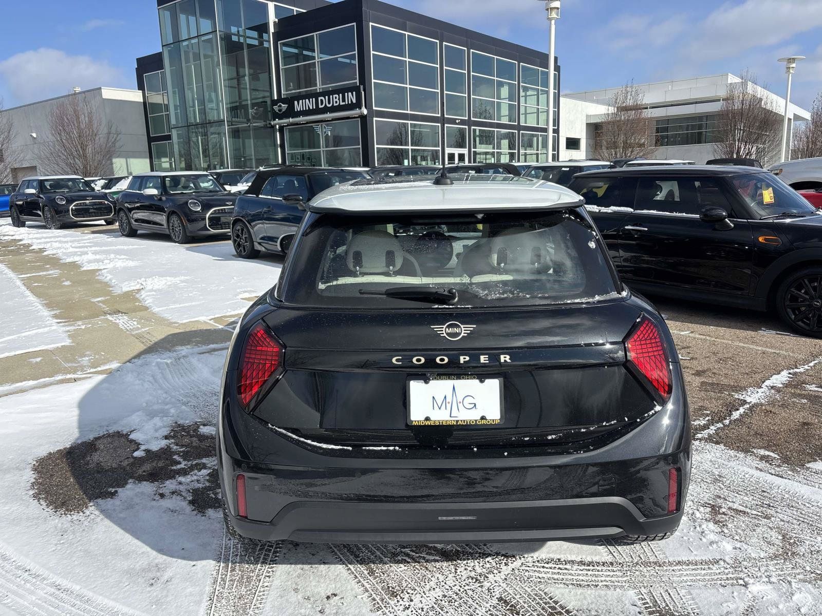 New 2026 MINI Cooper 2-Door Hardtop FWD image 6