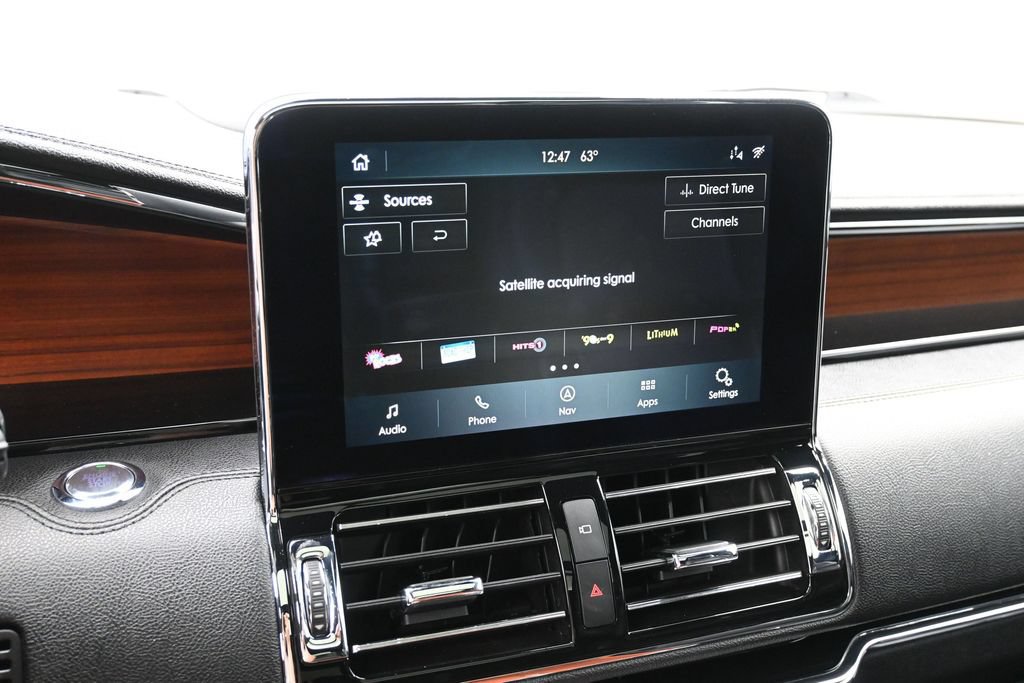 Used 2020 Lincoln Navigator L Reserve w/ Equipment Group 208A Reserve AWD/4WD image 13