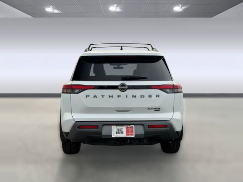 New 2026 Nissan Pathfinder Platinum AWD/4WD image 10