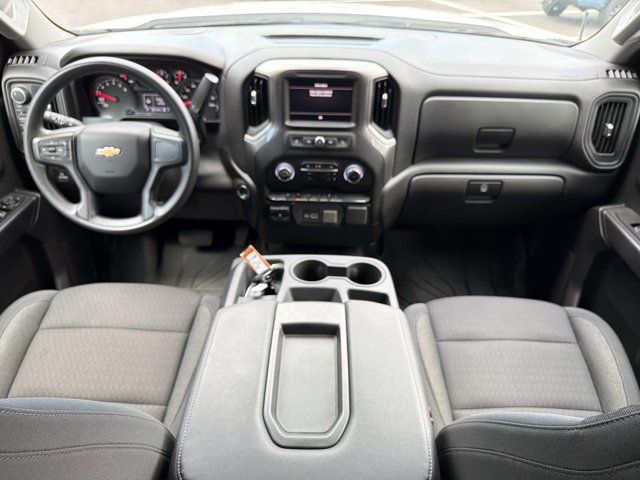 Used 2025 Chevrolet Silverado 1500 Custom w/ Turbomax Blackout Package AWD/4WD image 24