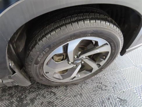 Used 2022 Subaru Forester Touring image 9