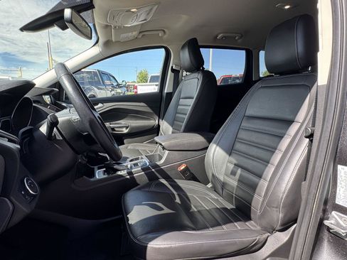 Used 2019 Ford Escape Titanium FWD image 15