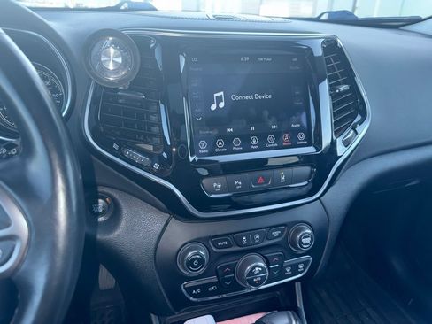 Used 2021 Jeep Cherokee Limited AWD/4WD image 9