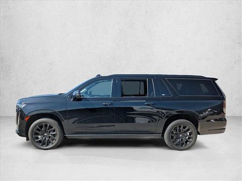 Used 2023 Cadillac Escalade ESV Sport Platinum w/ LPO, ONYX Package AWD/4WD image 8