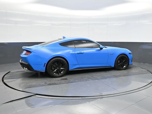 Used 2024 Ford Mustang GT RWD image 5