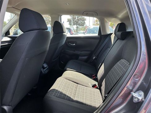 Certified 2023 Honda HR-V LX image 10