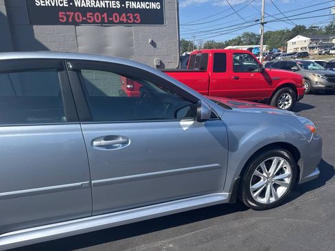 Used 2013 Subaru Legacy 2.5i Limited AWD/4WD image 10