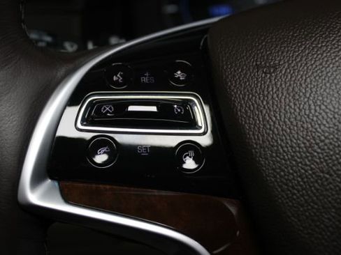 Used 2017 Cadillac Escalade Luxury image 20