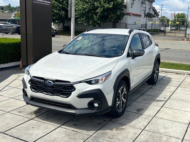 Used 2024 Subaru Crosstrek 2.0i Premium AWD/4WD image 3