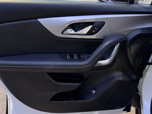 Used 2023 Chevrolet Blazer LT w/ Convenience Package image 12