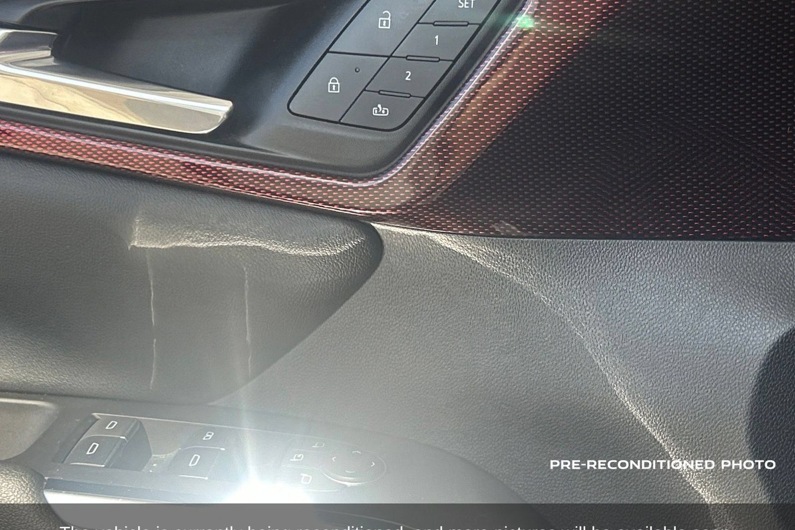 Used 2024 Chevrolet Traverse RS AWD/4WD image 25