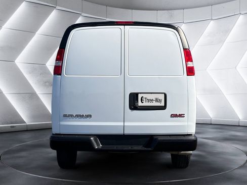 Certified 2023 GMC Savana 2500 Extended w/ Driver Convenience Package RWD image 4