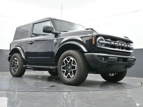 Used 2022 Ford Bronco Outer Banks image 42