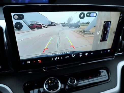 New 2025 Ford Expedition Tremor image 8